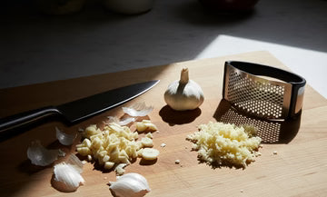 Kitchaura™ Stainless Steel Garlic Press